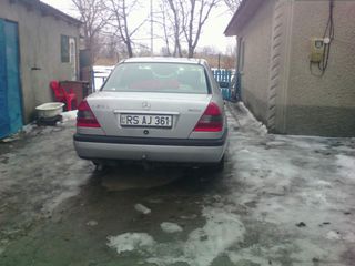 Mercedes C Class foto 4