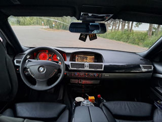 BMW 7 Series foto 4