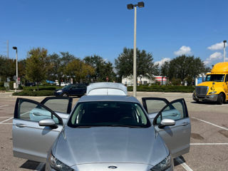 Ford Fusion foto 10