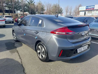 Hyundai IONIQ фото 2