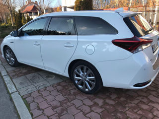 Toyota Auris foto 3