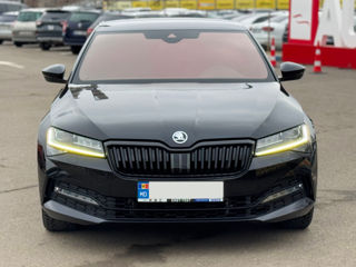 Skoda Superb foto 3