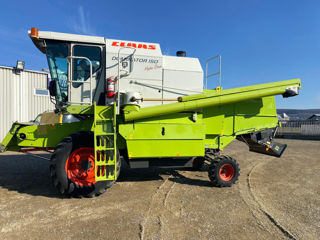 Combina agricola Claas Dominator 150