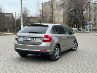 Skoda Rapid foto 2