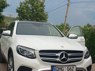 Mercedes GLC foto 2