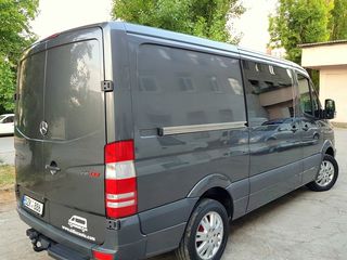 Mercedes Sprinter 6 locuri foto 2