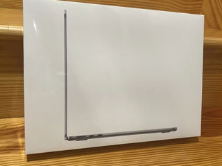 MacBook Air 13.6 M2 - Space Gray și Starlight - QWERTY - 8/256GB - Sigilat. Garantie 1 an foto 3