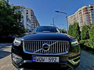 Volvo XC90 foto 1