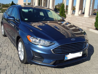 Ford Fusion foto 1