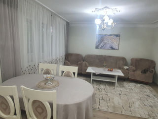 Apartament cu 3 camere, 67 m², Sculeni, Chișinău foto 2