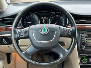 Skoda Superb foto 12