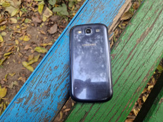 Samsung Galaxy S3 GT-I9300 Android 7.1.2 foto 2