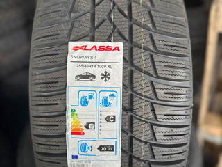 255/40 R 19 Lassa Snoways 4 foto 1