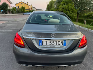 Mercedes C-Class foto 7