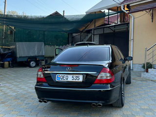 Mercedes E-Class foto 5