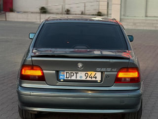 BMW 5 Series foto 6