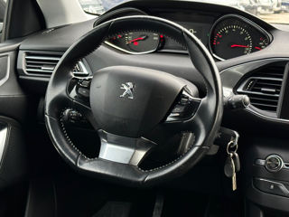 Peugeot 308 foto 18