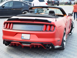 Ford Mustang foto 3