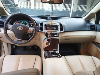 Toyota Venza foto 2
