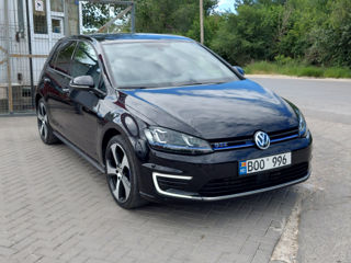 Volkswagen Golf foto 2