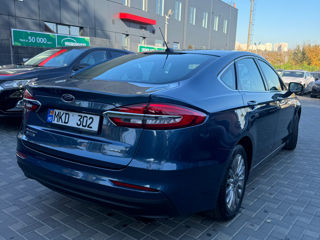 Ford Fusion foto 5