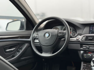 BMW 5 Series foto 8