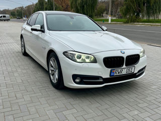 BMW 5 Series foto 4