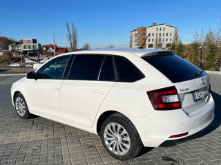 Skoda Rapid foto 2