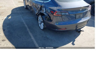 Tesla Model 3 foto 6