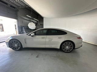 Porsche Panamera foto 7