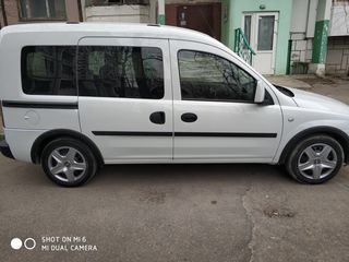 Opel Combo foto 1