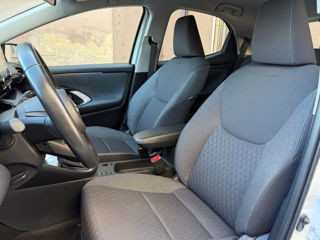Toyota Yaris фото 16