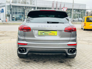 Porsche Cayenne foto 3