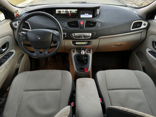 Renault Scenic foto 7