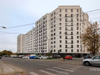 Apartament cu 2 camere, 75 m², Buiucani, Chișinău