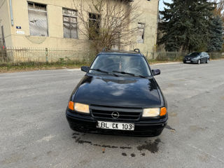 Opel Astra foto 4