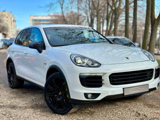 Porsche Cayenne foto 2