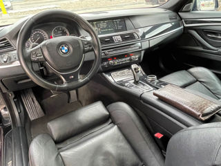 BMW 5 Series foto 8