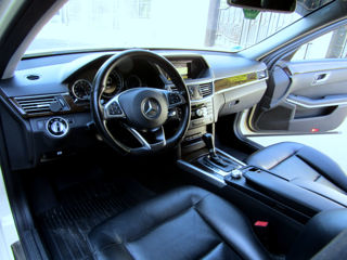 Mercedes E-Class foto 8