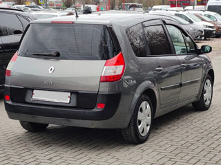 Renault Grand Scenic foto 3