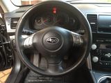 Subaru Legacy foto 4