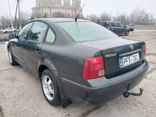 Volkswagen Passat foto 4