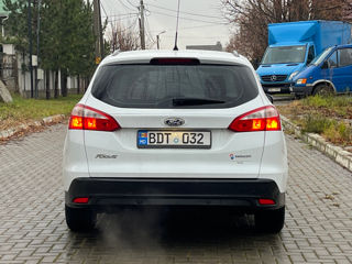 Ford Focus foto 5