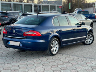 Skoda Superb foto 3