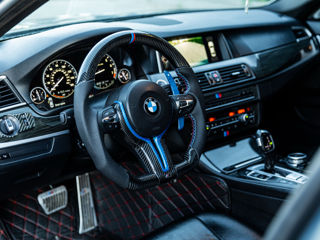 BMW 5 Series foto 15