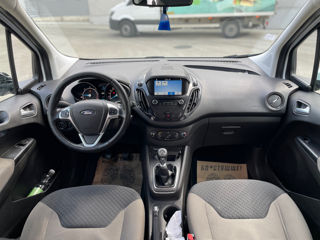 Ford Tourneo Courier foto 6