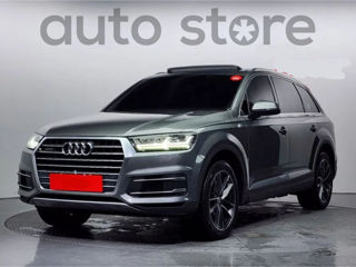 Audi Q7 foto 1