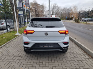 Volkswagen T-Roc foto 6