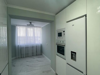 Apartament cu 3 camere, 74 m², Centru, Chișinău foto 3