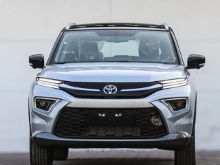 Toyota Urban Cruiser фото 0